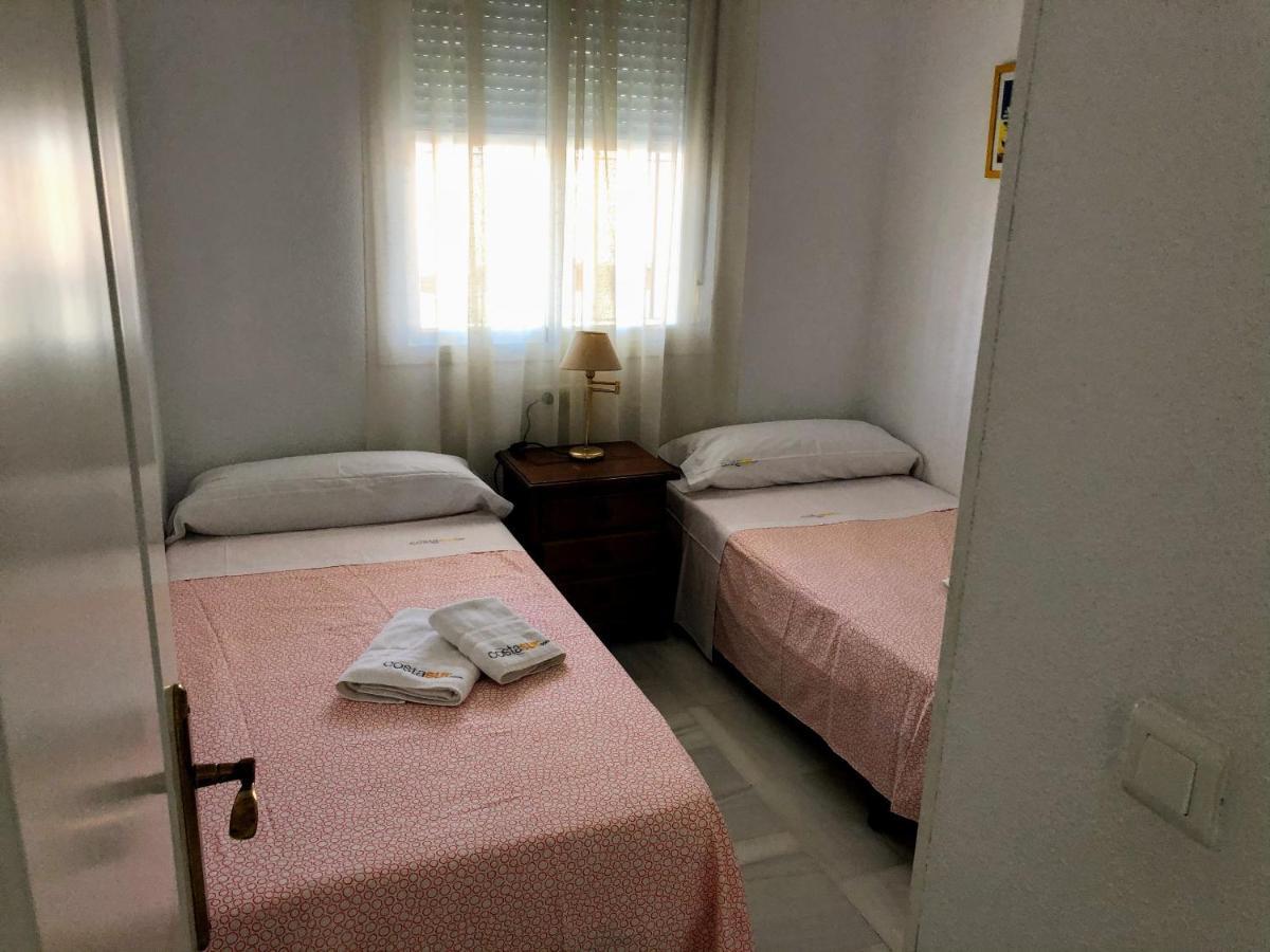 Apartamento Zinna Chiclana de la Frontera Exterior foto