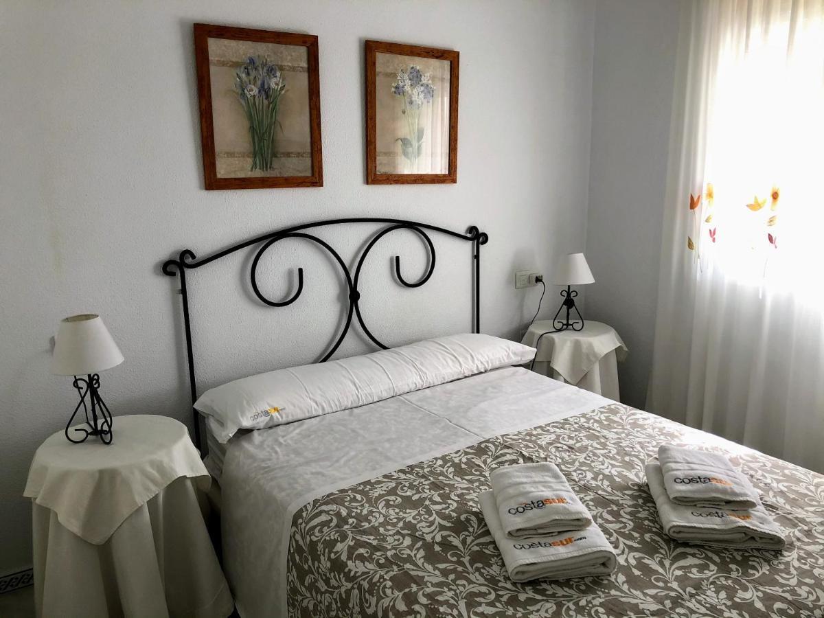 Apartamento Zinna Chiclana de la Frontera Exterior foto